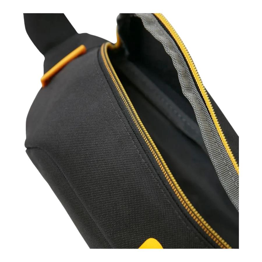 Banano Hombre Waist Bag Cat Negro