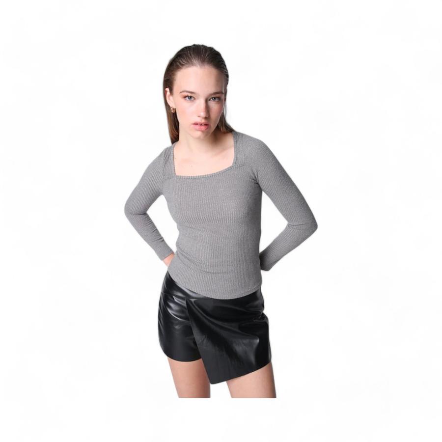 Polera Tejida Mujer Eclipse Atrevida Emi Gris