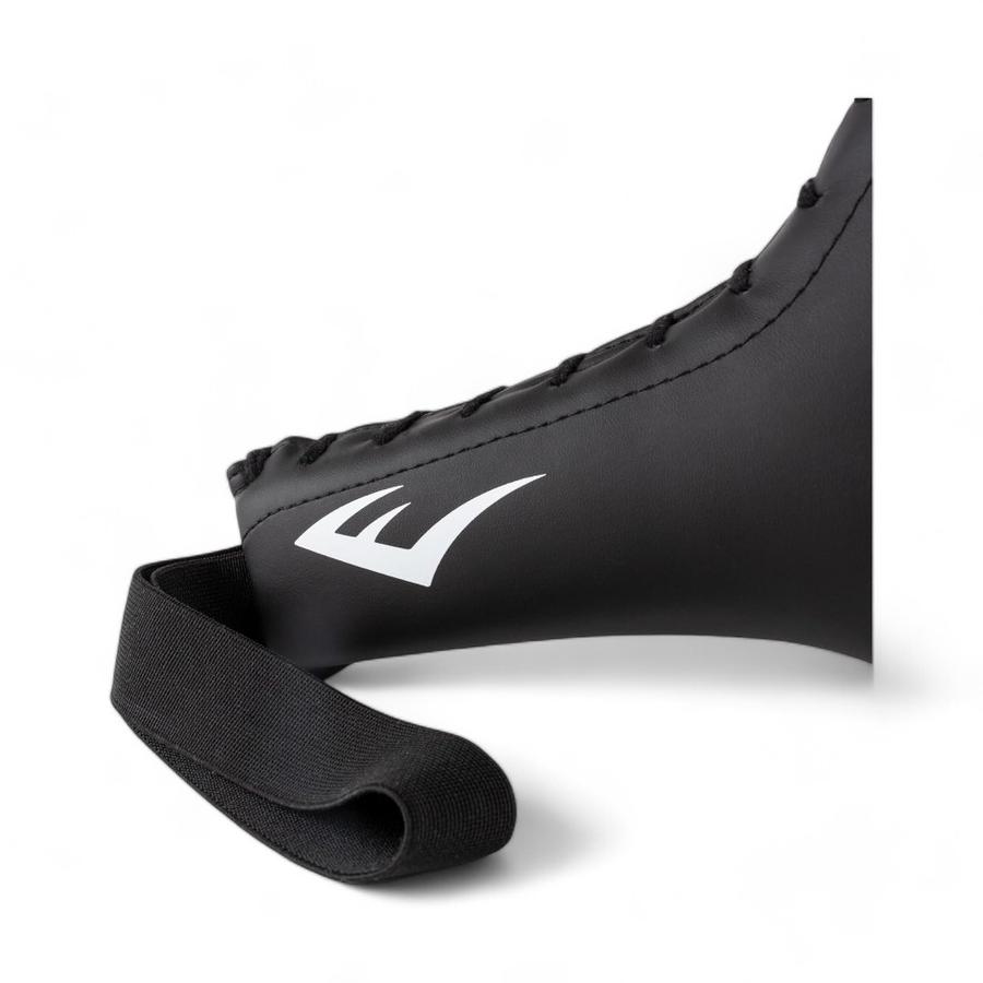 Paleta De Boxeo Everlast Cuero Sintetico Negro