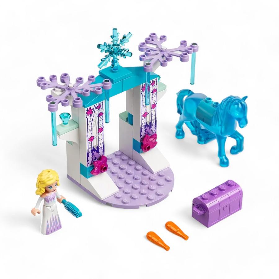 Set DeLego Elsa Y El  Establo De Hielo Del Nokk