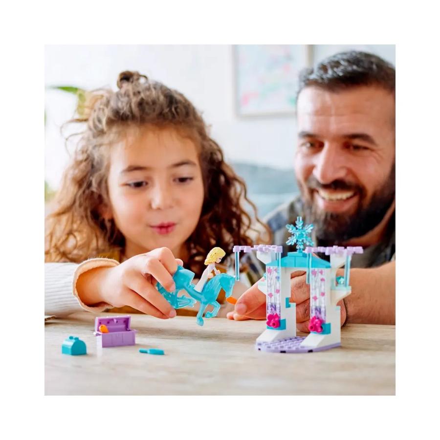 Set DeLego Elsa Y El  Establo De Hielo Del Nokk