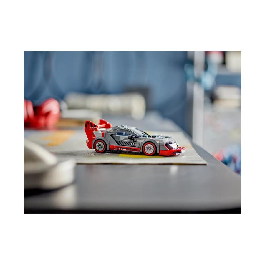 Set De Lego Coche De Carreras Audi S1 E-Tron Quattro