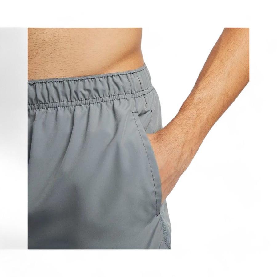 Short Running Hombre Nike Challenger Gris