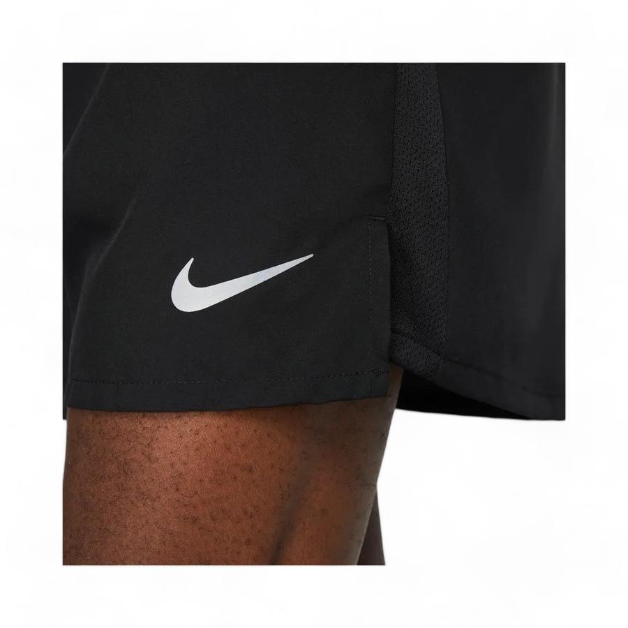 Short Deportivo Hombre Nike Challenger Negro