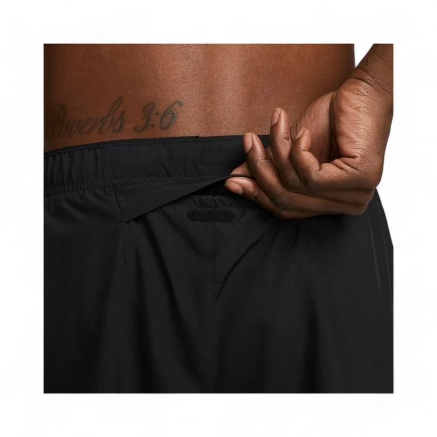 Short Deportivo Hombre Nike Challenger Negro